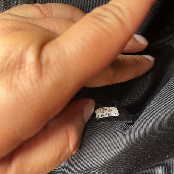 Authentic Chanel O Case w/ Neon Pink Stripe - Picture 8 of 8